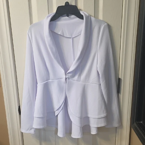 Elegant White Peplum Blazer - Picture 1 of 1